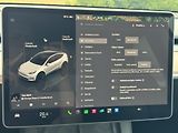 Tesla Model Y Long Range AWD Tažné SoH 93% - náhled 15