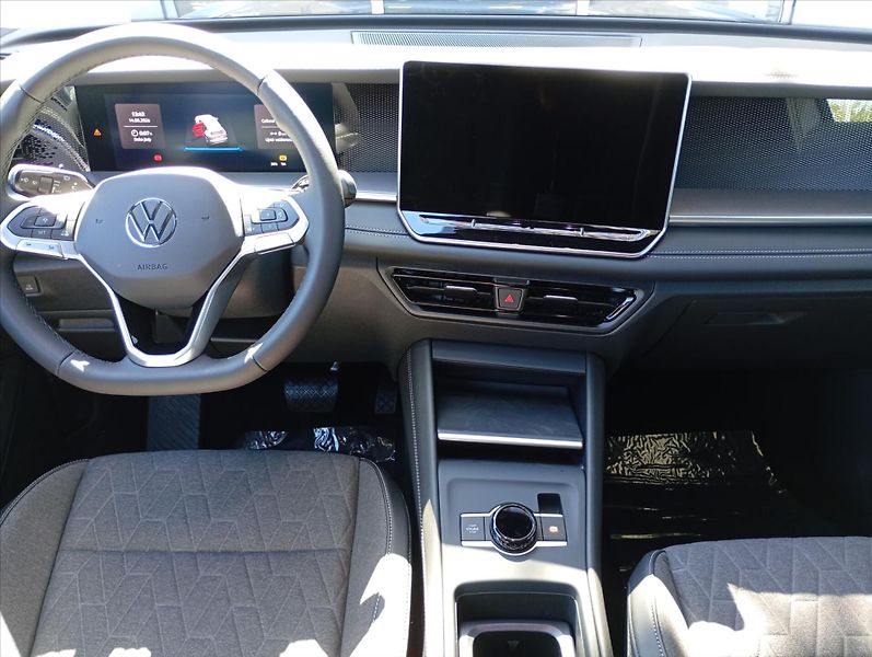 Volkswagen Tayron (2026) 2,0 TDI 110kW 7DSG  People - fotka 12 z 19
