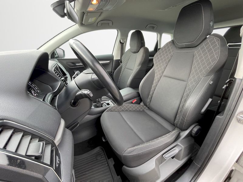 Škoda Karoq (2019) 1.5 TSI 110 kW Ambition Plus - fotka 21 z 31