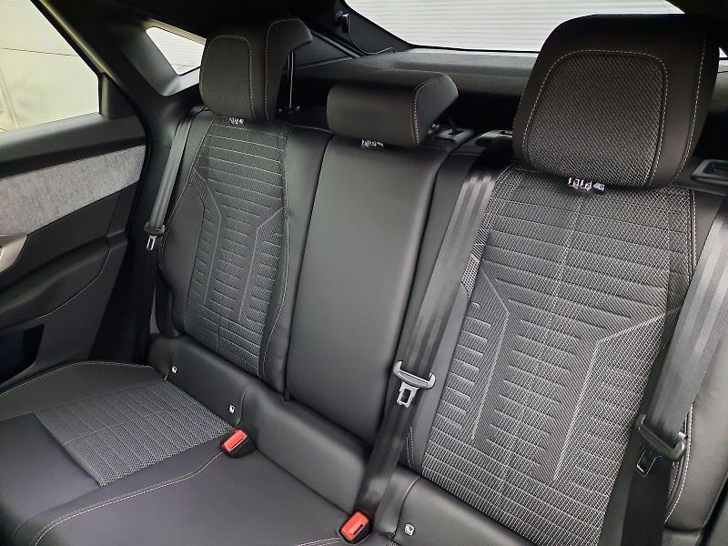 Peugeot 3008 (2026) ALLURE Hybrid 145 e-DCS6 - fotka 12 z 12