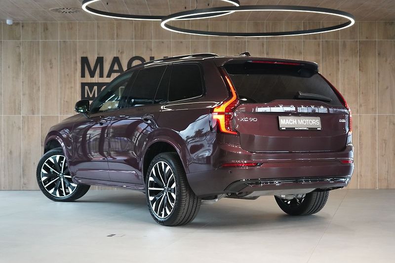 Volvo XC90 B5 AWD PLUS Dark, Vzduch, 360° - fotka 10 z 50