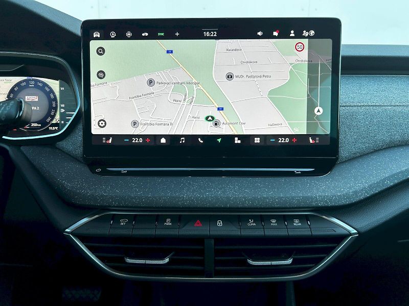 Škoda Octavia (2025) Combi 1.5 TSI 110kW MHEV DSG T - fotka 16 z 35