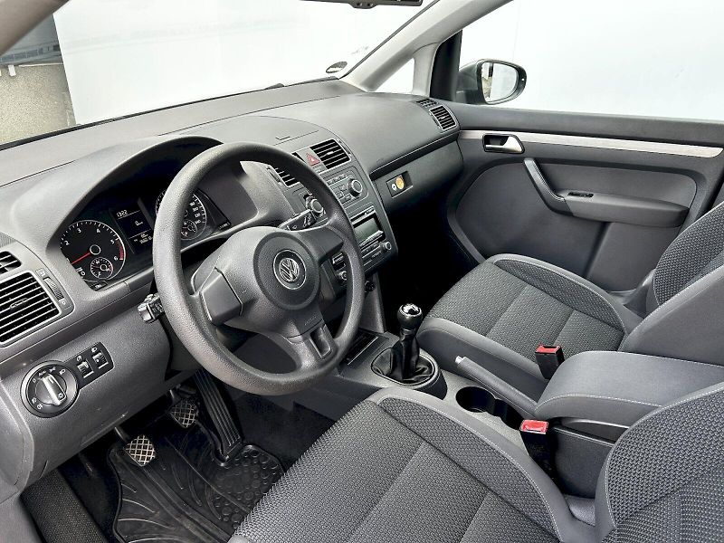 Volkswagen Touran (2011) 2.0 TDI 103kW DPF MP6 Comfortl - fotka 17 z 27