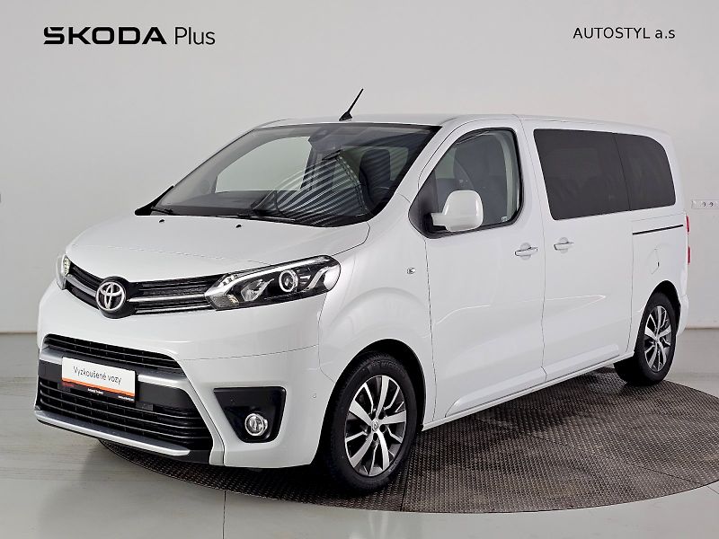 Toyota ProAce Verso (2024) 2.0D 106kW FAMILY COMFORT NAVI - fotografie inzerátu