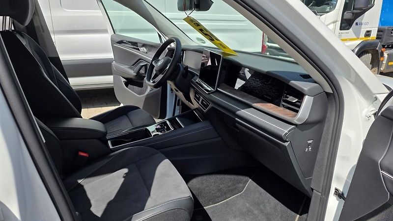 Volkswagen Tayron (2025) 1.5 PHEV 150kW Elegance SoH100 - fotka 15 z 48