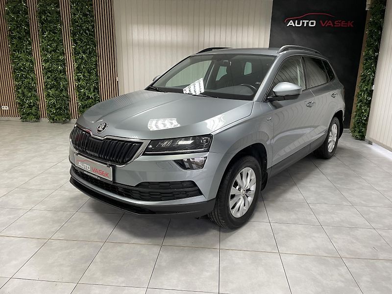 Škoda Karoq 1.5 TSi 125 YEARS ČR 1.MAJ SER - fotka 8 z 31