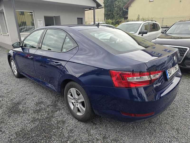 Škoda Superb 2.0TDI  - fotka 3 z 15