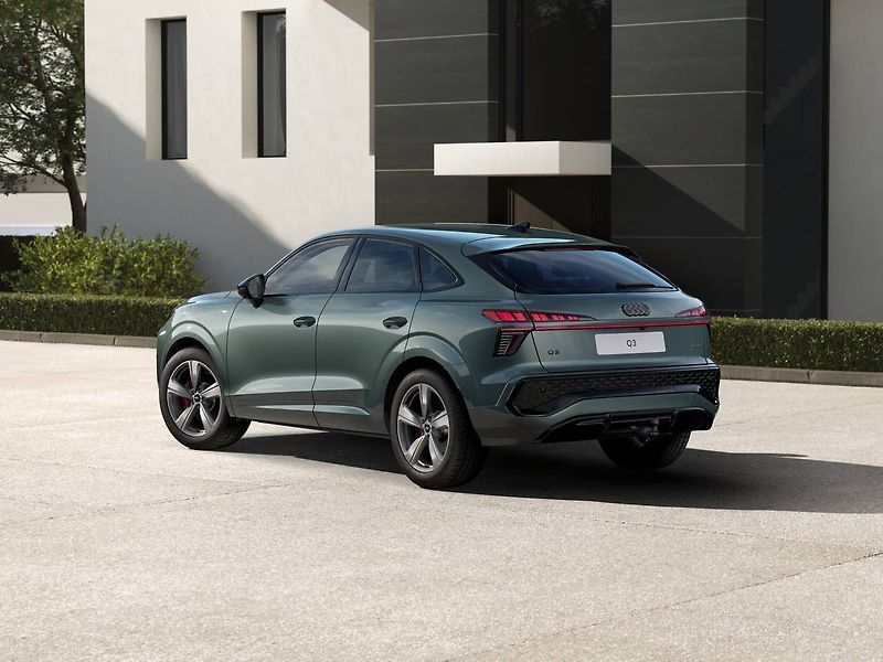 Audi Q3 7STT 2.0TFSI - fotka 3 z 7