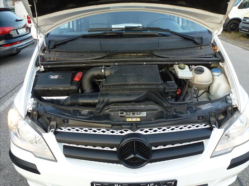 Mercedes-Benz Vito 2,2 113CDI  KAWA 5 míst - fotka 35 z 46