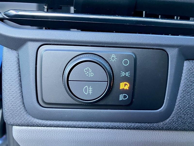 Ford Tourneo Custom (2025) Titanium X L1, Tourneo, 64 kWh - fotka 11 z 28