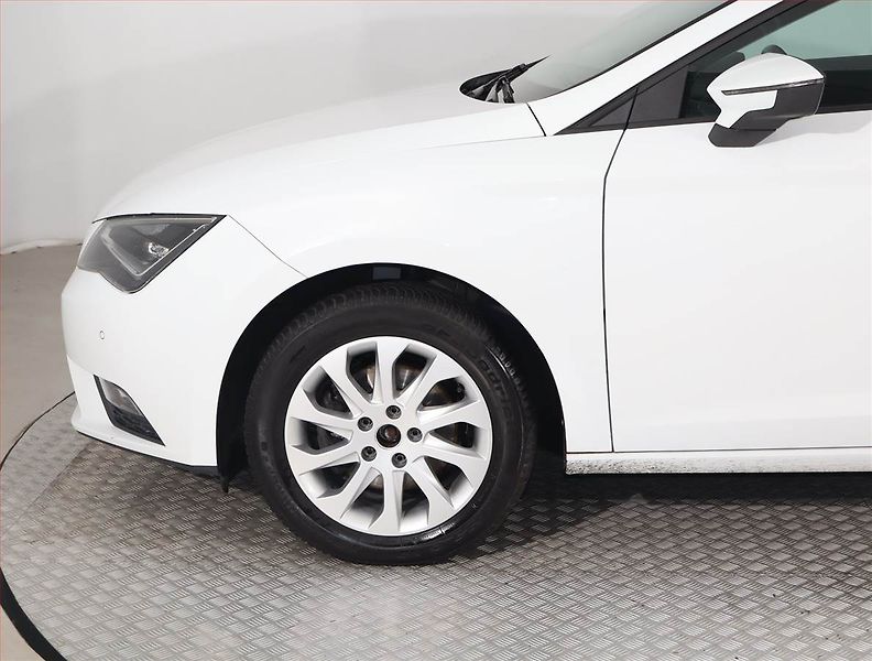 Seat Leon (2016) 1.6 TDI, Automat, Serv.kniha - fotka 15 z 18