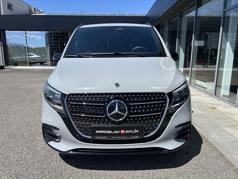 Mercedes-Benz Třídy V V 300d 4MATIC EXCLUSIVE L AMG - fotka 3 z 37