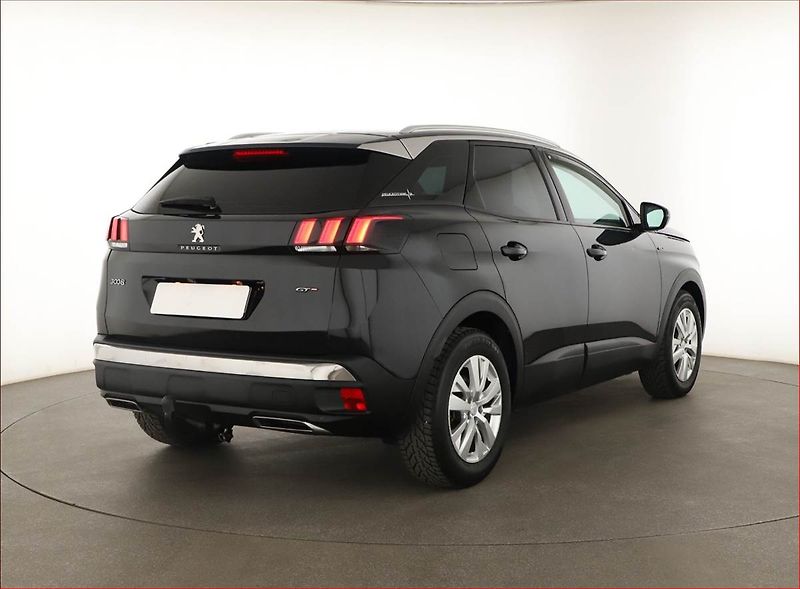 Peugeot 3008 (2019) GT Line 1.5 BlueHDi - fotka 5 z 17