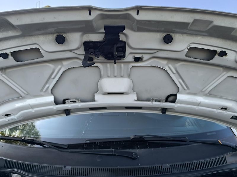 Volkswagen Transporter (2004) 1.9 TDI SERVISNÍ KN.DOL. KM - fotka 36 z 42