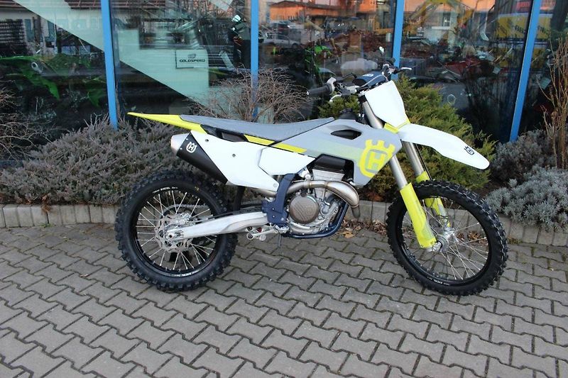 Husqvarna FC 350 (2024) 2024 NYNÍ AKCE SKLADEM - fotka 3 z 7