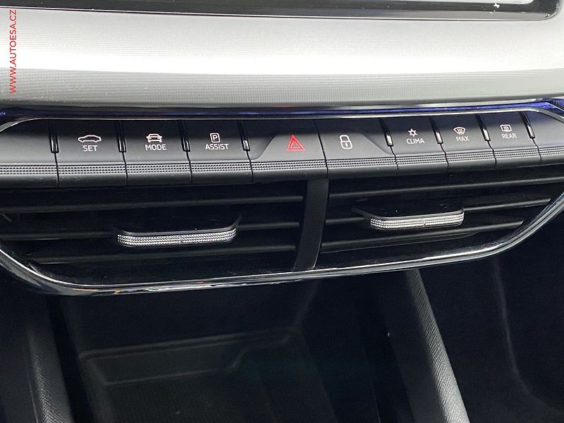 Škoda Octavia (2022) 2.0 TDi, Style, DSG, LED, TZ - fotka 16 z 21