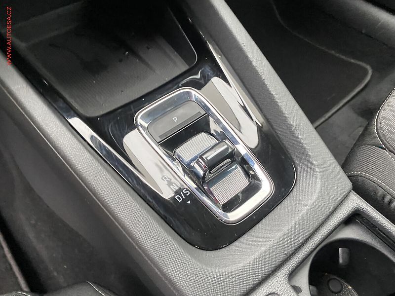 Škoda Octavia (2020) 2.0 TDi, Style, DSG, TZ - fotka 17 z 21