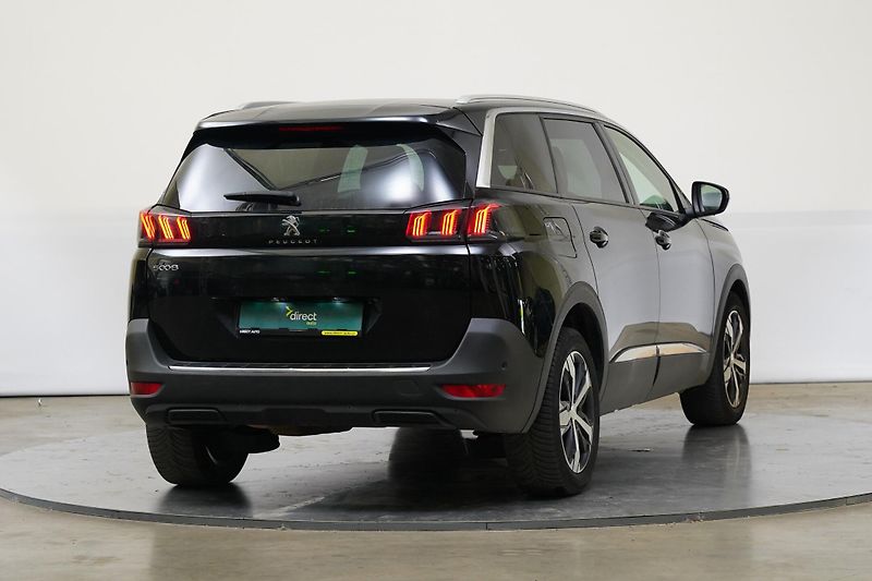 Peugeot 5008 - fotka 2 z 26