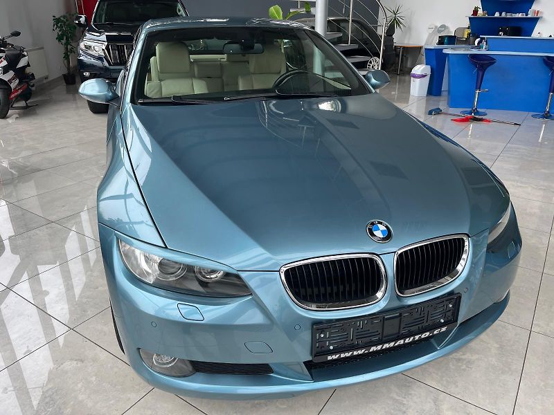 BMW Řada 3 320 i  E93  Cabrio  - fotka 14 z 14