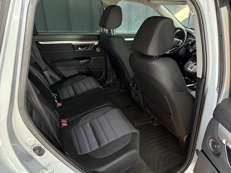 Honda CR-V (2021) 2.0 i-MMD Hybrid Lifestyle AWD - fotka 13 z 26
