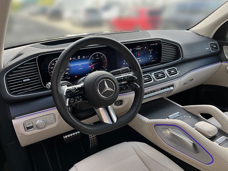 Mercedes-Benz GLS 450 d 4MATIC AMG Line - fotka 10 z 19