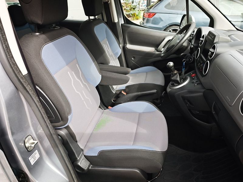 Peugeot Partner (2015) Tepee 1,6 HDI 73 KW - fotka 16 z 25