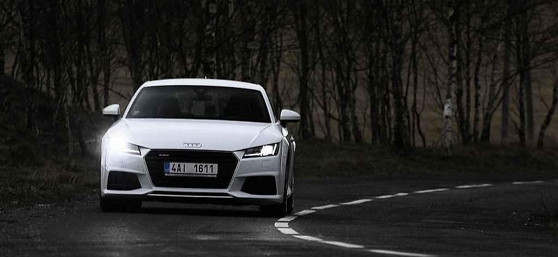 Audi TT Coupé quattro.