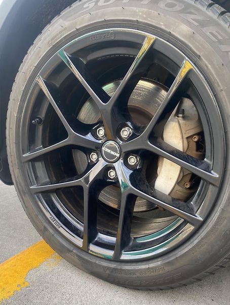 Tesla Model Y (2023) Long Range 378 kW  2023 - fotka 6 z 19