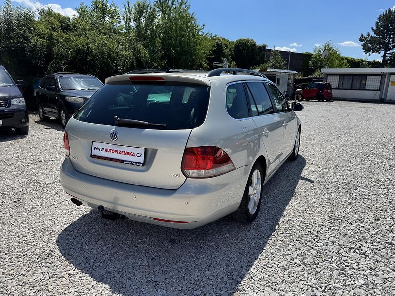 Volkswagen Golf Variant 1.4TSi,rezervace - fotka 5 z 36