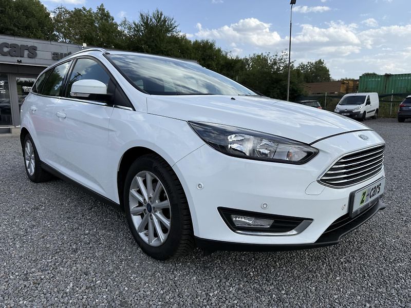 Ford Focus 1.5TDCi 88kW ČR - fotka 3 z 18