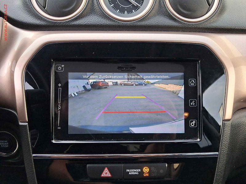 Suzuki Vitara (2018) 1.6 VVT AllGrip, Comfort - fotka 18 z 19