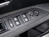 Peugeot 3008 1,2 PT 96kW Aut.klima CZ Serv. - náhled 15