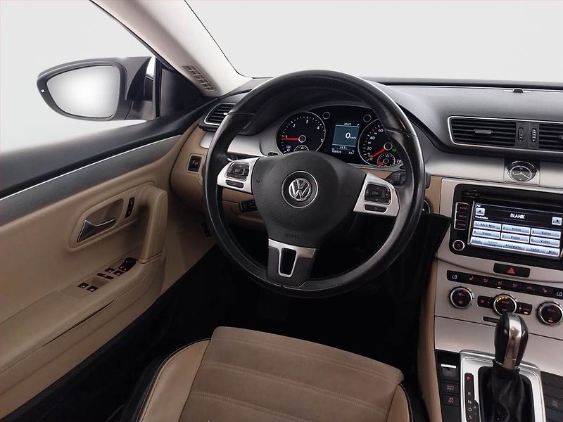 Volkswagen CC (2012) Comfortline 2.0 TDI, Automat - fotka 7 z 28