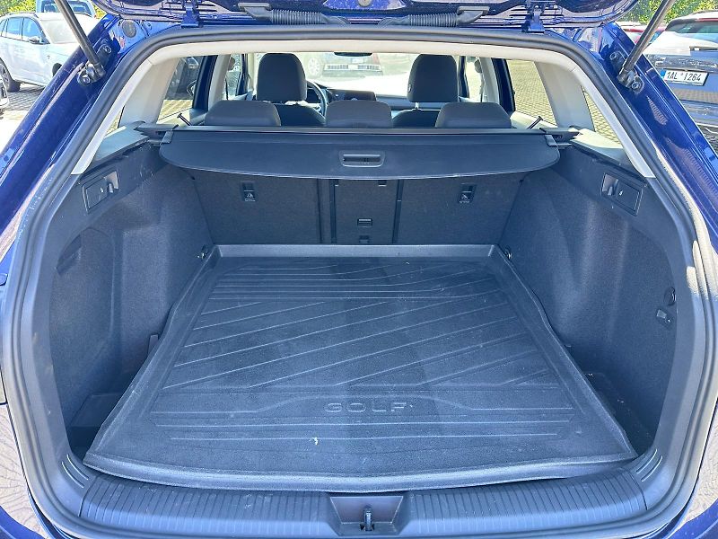 Volkswagen Golf Variant 1.5 TSI 110kW DSG - fotka 18 z 18