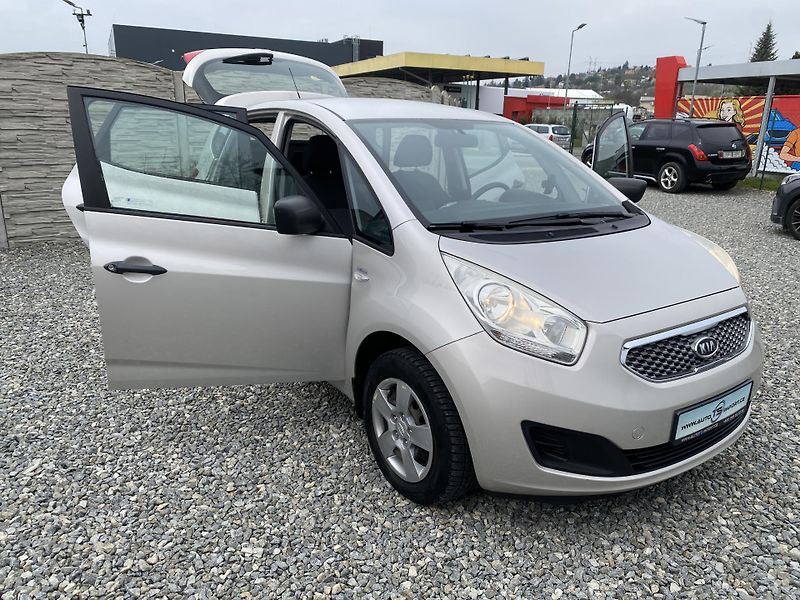 Kia Venga 1.4i 16v 90PS KLIMA SERVIS!!!  - fotka 136 z 144
