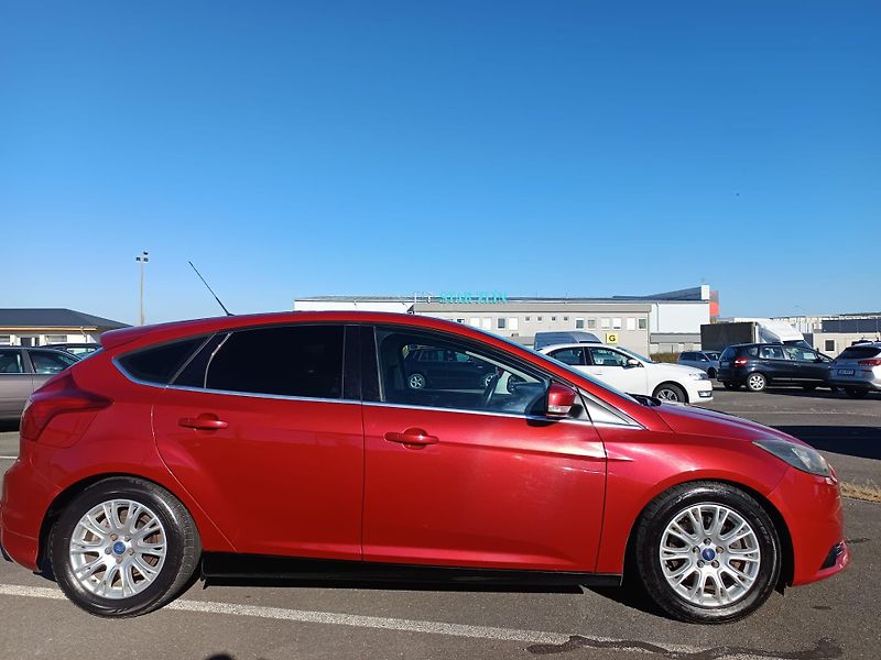 Ford Focus (2011) - fotka 5 z 39