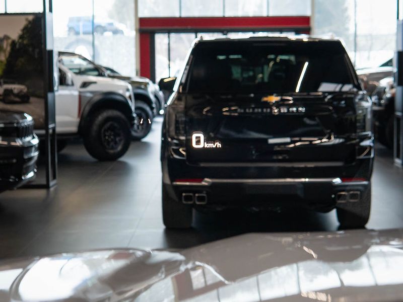 Chevrolet Suburban (2026) 6.2 V8 High Country 2026 - fotka 29 z 47