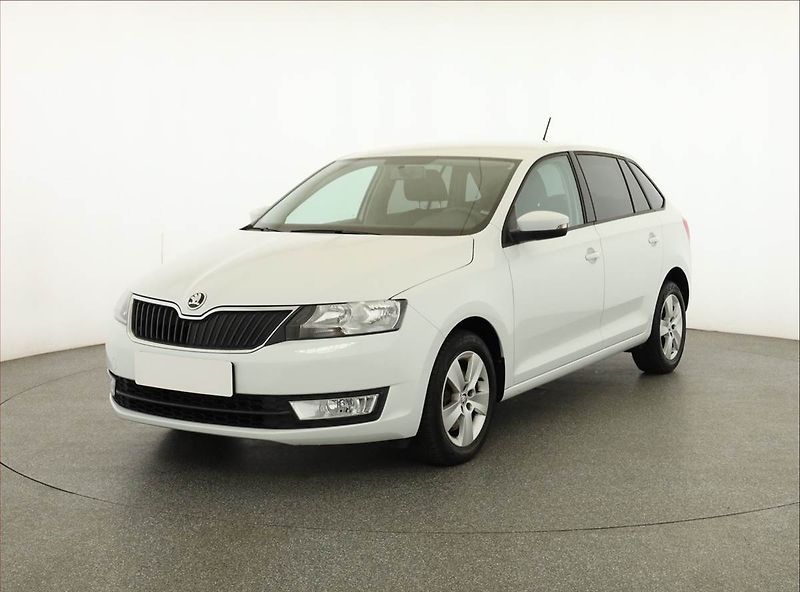 Škoda Rapid (2016) Spaceback 1.2 TSI, Serv.kniha - fotka 2 z 17