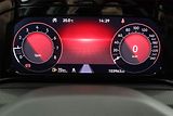 Volkswagen Golf (2022) R-Line 1.5 TSI - náhled 12