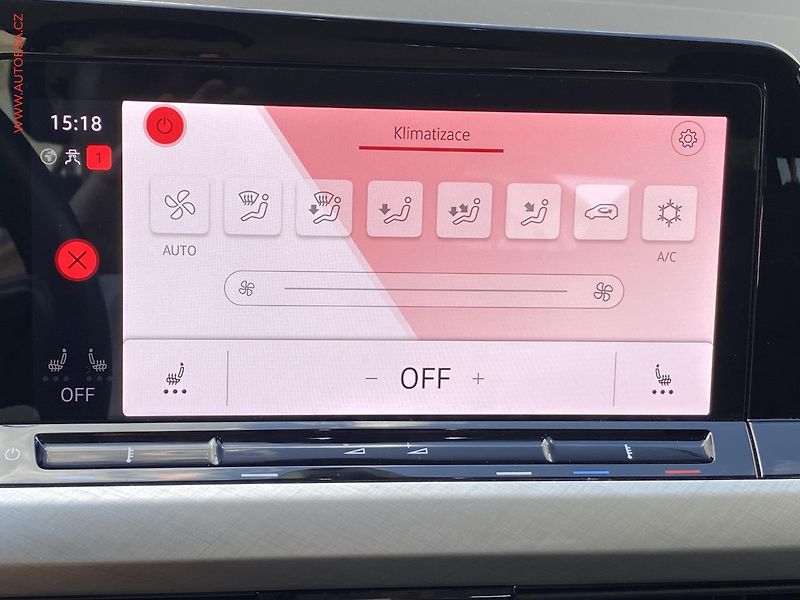 Volkswagen Golf (2022) 2.0 TDi, Life, DSG, LED - fotka 20 z 23