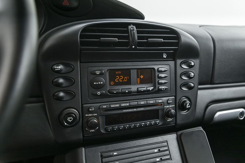 Porsche 911 996.2 Carrera 4S*CZ*Servis*TOP - fotka 39 z 43