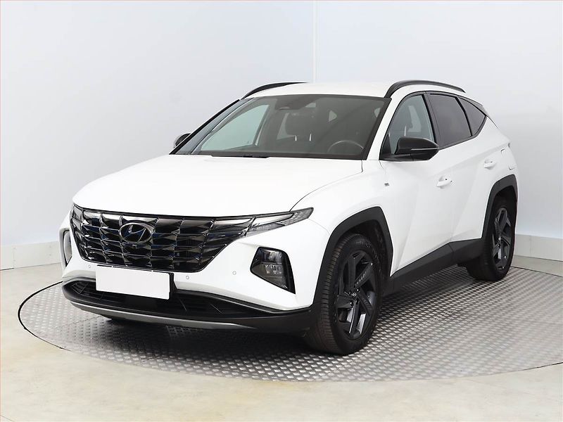 Hyundai Tucson (2023) 1.6 T-GDI 48V MHEV - fotka 2 z 18