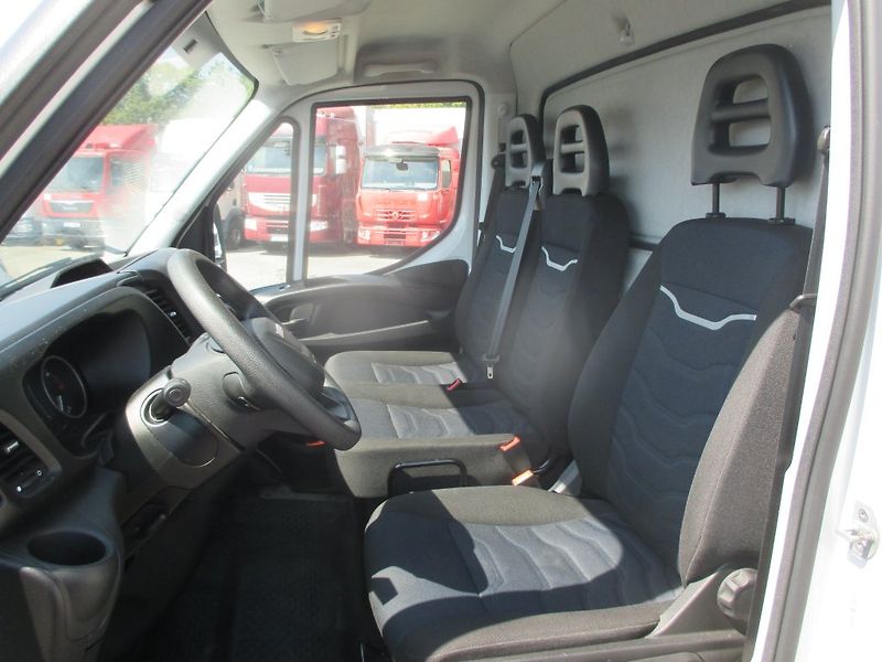 Iveco Daily 35C16 , 2,3l, 8 palet, HČ - fotka 14 z 21