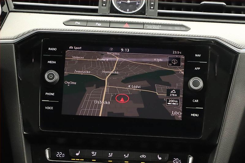 Volkswagen Arteon (2018) R-line 2.0 TSI 4Motion - fotka 14 z 21