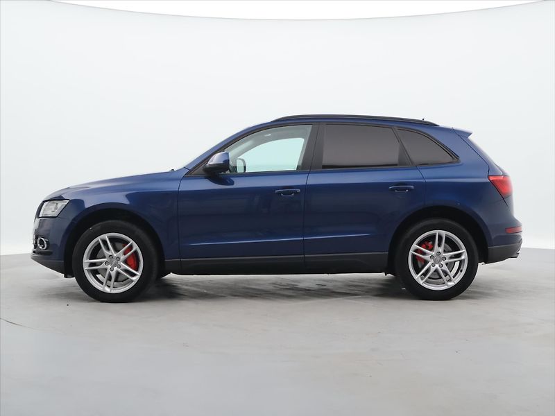 Audi Q5 3,0 TDI 180kW Aut Quattro Kůže - fotka 4 z 36