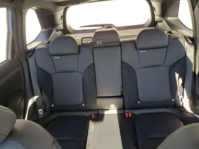 Subaru Forester TOURING 100 kW ZIMNÍ KOMPLETY - fotka 21 z 27
