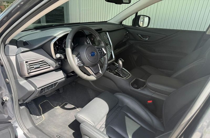 Subaru Outback 2.5i 4WD Comfort + tažné - fotka 6 z 11