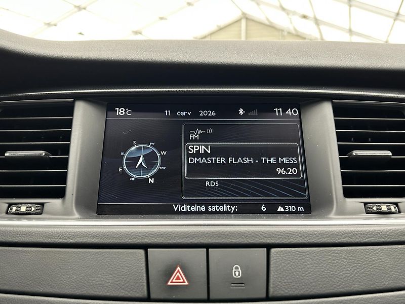 Peugeot 508 2.0 HDI - fotka 11 z 26