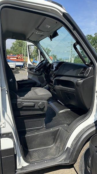 Iveco Daily (2023) 35C sklápěč 6míst 3.5t tupláky - fotka 10 z 11