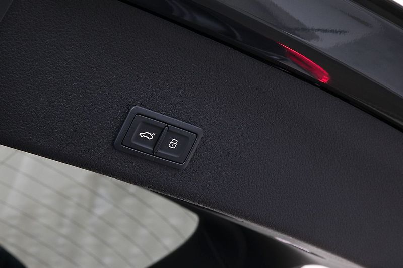 Audi e-tron 55 300kW NightV B&O HUD ZÁRUKA - fotka 45 z 46